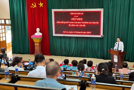 Hội nghị công bố Quyết định chuẩn y Phó Bí thư Đảng ủy Trường Đại học Tây Bắc, khóa XXIII, nhiệm kỳ 2020 - 2025