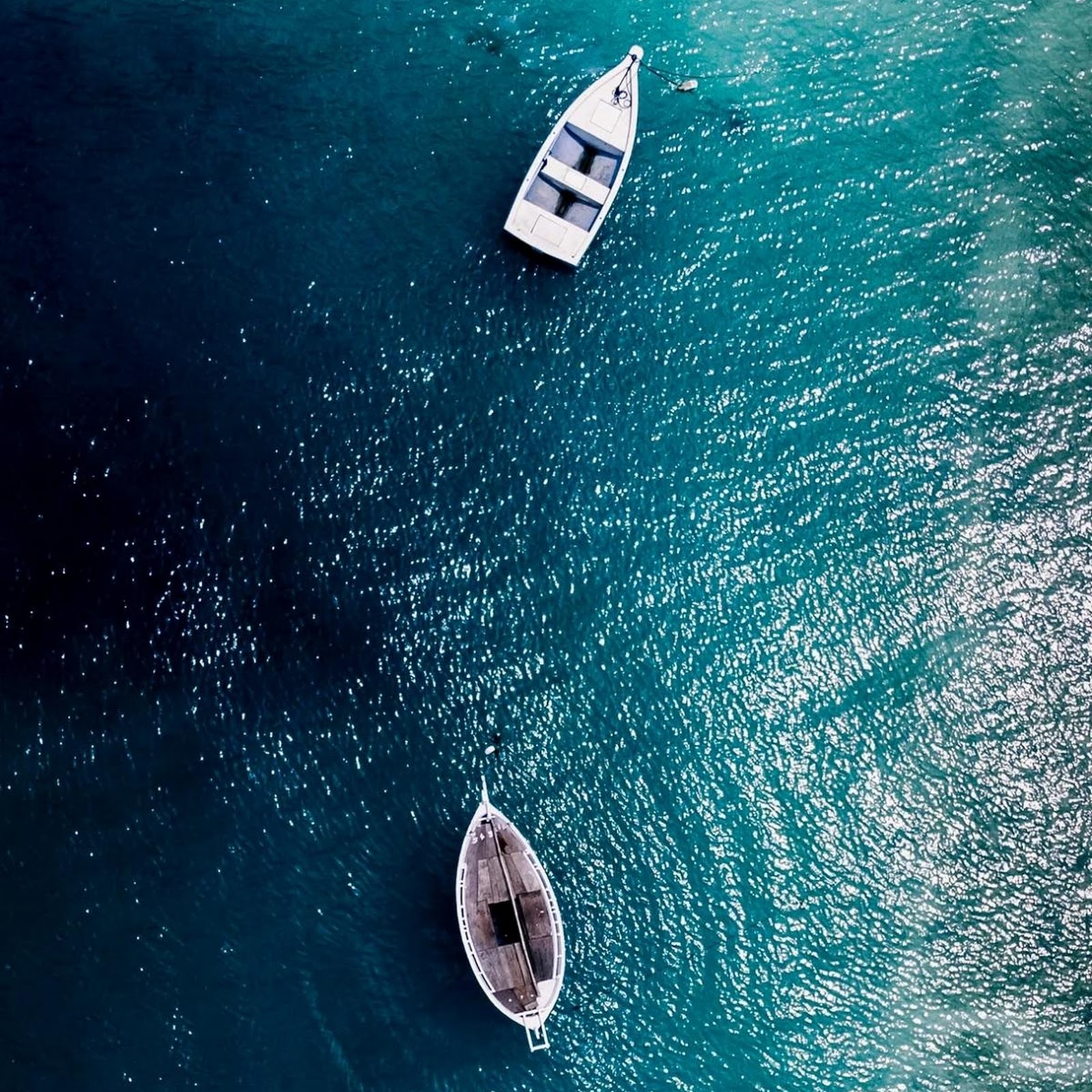 Download Three Boats in Turquoise Water Full HD iPhone