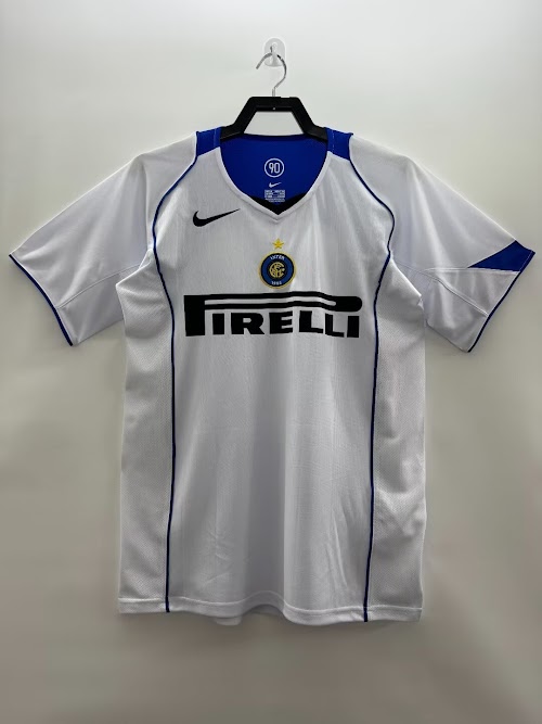 Equipación de visitante del Inter de Milán 2004-05.jpg