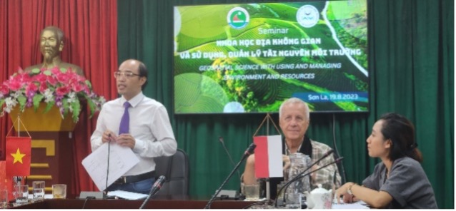 Seminar “Khoa học địa không gian và sử dụng, quản lý tài nguyên môi trường”