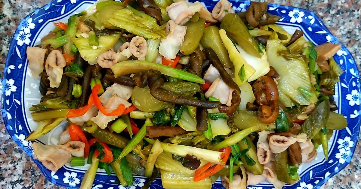 Tảo xoắn Chile xào dưa, lòng non