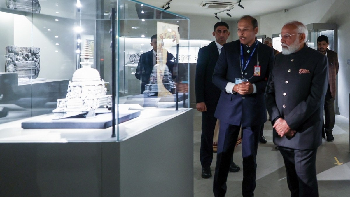PM Modi Inaugurates Sacred Buddha Relics Exhibition in Delhi