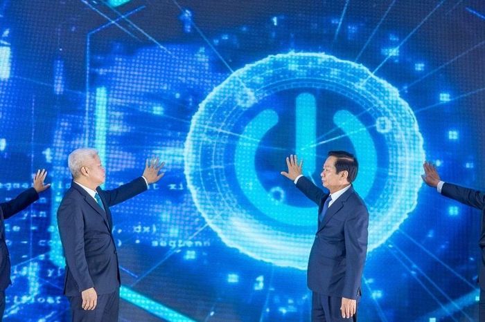 Ra mắt sàn việc làm quốc gia, kết nối dữ liệu lao động - Báo Tri thức &amp; Cuộc sống