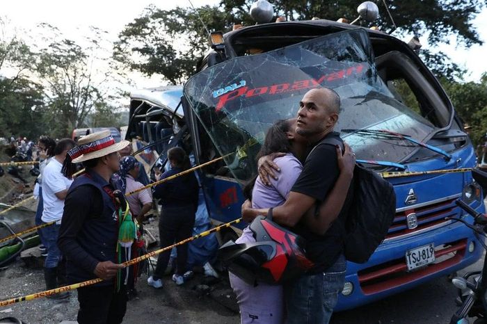 [Video] Colombia phát động chiến dịch quân sự sau hàng loạt vụ đánh bom - Báo Nhân Dân