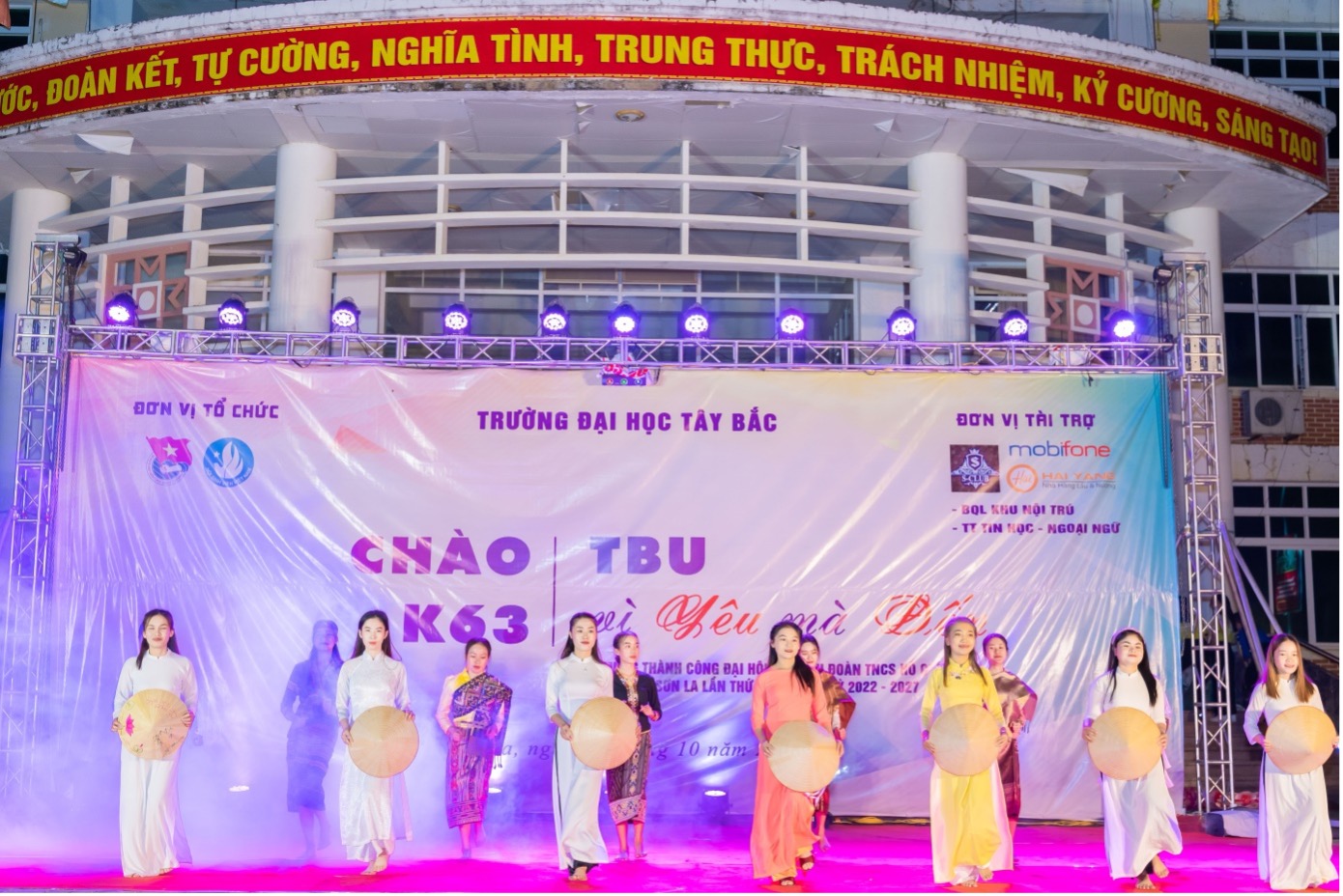 Đoàn Thanh niên - Hội Sinh viên tổ chức Chương trình Chào Tân Sinh viên K63