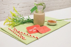 Bày trí đẹp mắt là có thể thưởng thức Milo sinh tố dừa mát lạnh, sản khoái.
