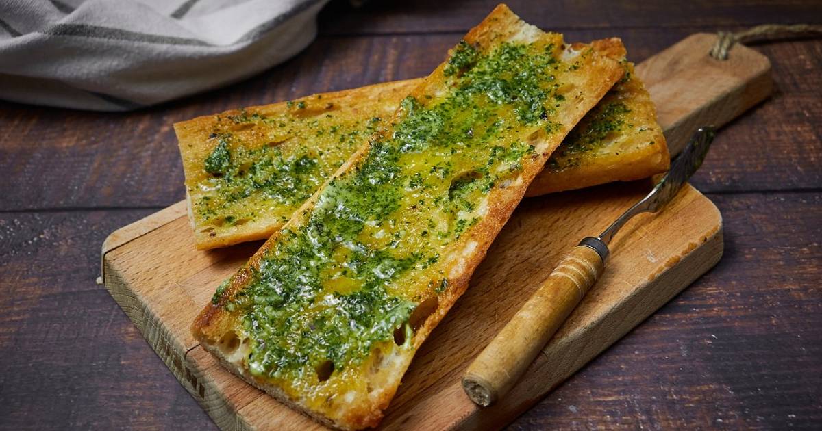 Simple Garlic Parsley Butter