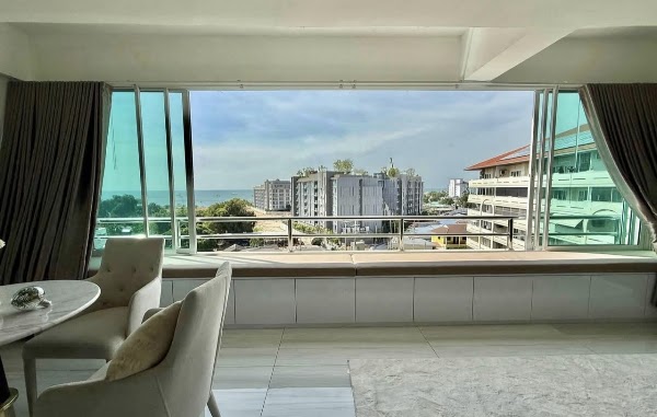 Somphong Condominium