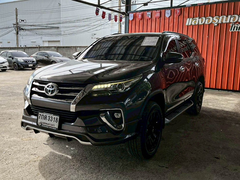 TOYOTA FORTUNER