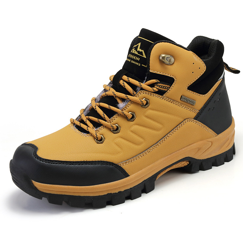 Fleece-lined outdoor winter boots, non-slip and lightweight
