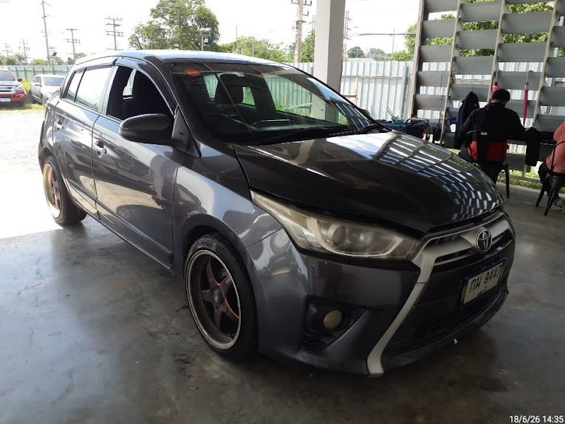 TOYOTA YARIS ECO