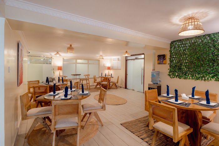 Restaurant ambience Karen Plains Hotel Nairobi Kenya