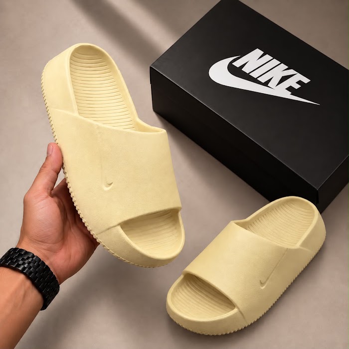 Nike Calm Slide Crema