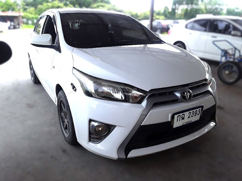 TOYOTA YARIS ECO