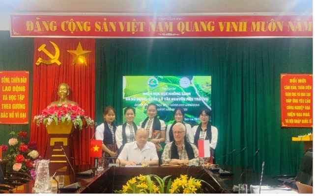 Seminar “Khoa học địa không gian và sử dụng, quản lý tài nguyên môi trường”