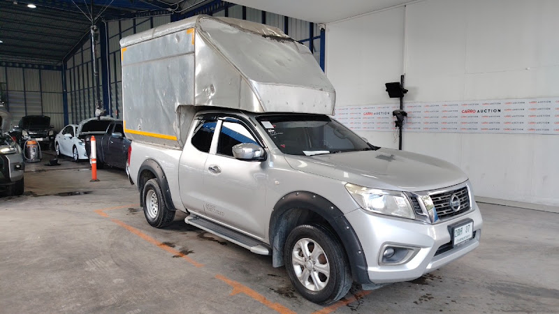 NISSAN NAVARA