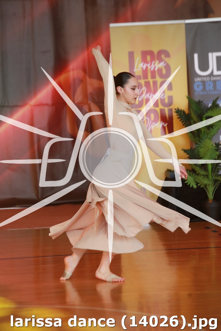 larissa dance (14026).jpg