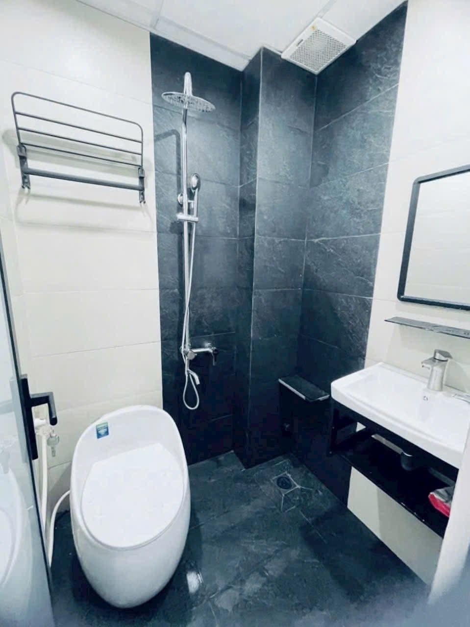 Trống 1 phòng căn hộ Hòa Khánh Bắc. 2