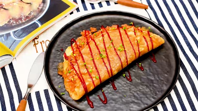 Bánh Xèo Cơm Chiên