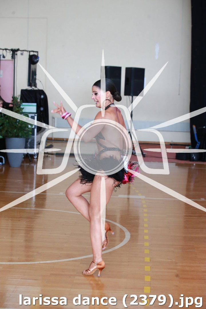 larissa dance (2379).jpg