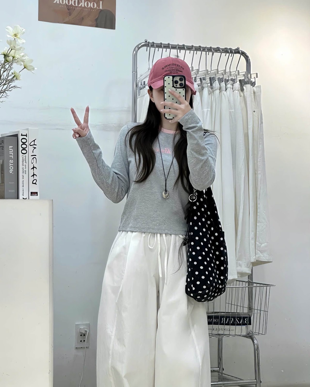 Áo thun dài tay in chữ Sune rainbom XONXEN SHOP 6606 – Image 2