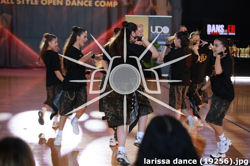 larissa dance (19256).jpg