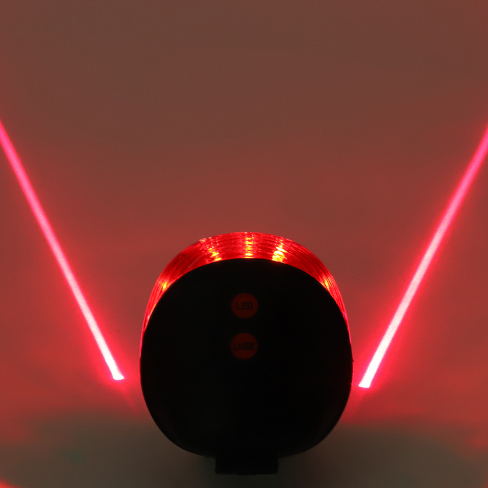 Bicycle laser taillight with parallel line
