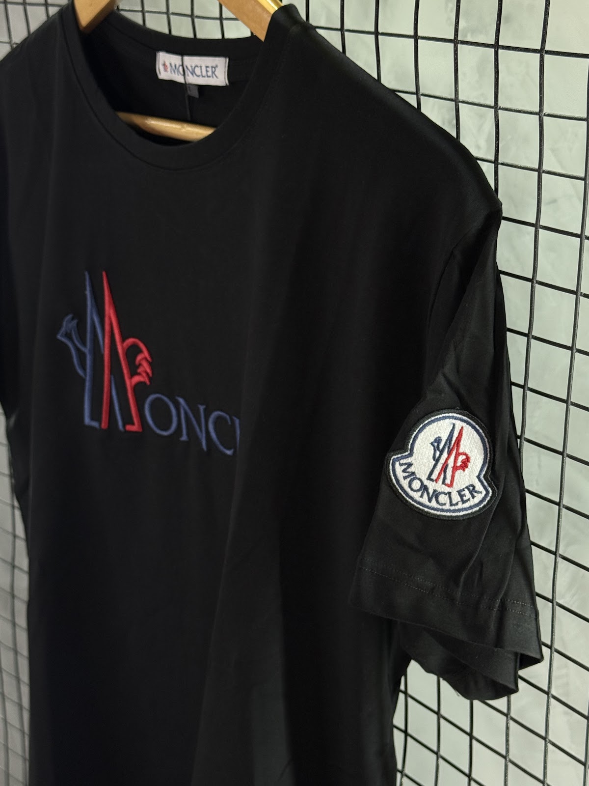 Camisa_Moncler_Preta_V2 - 1