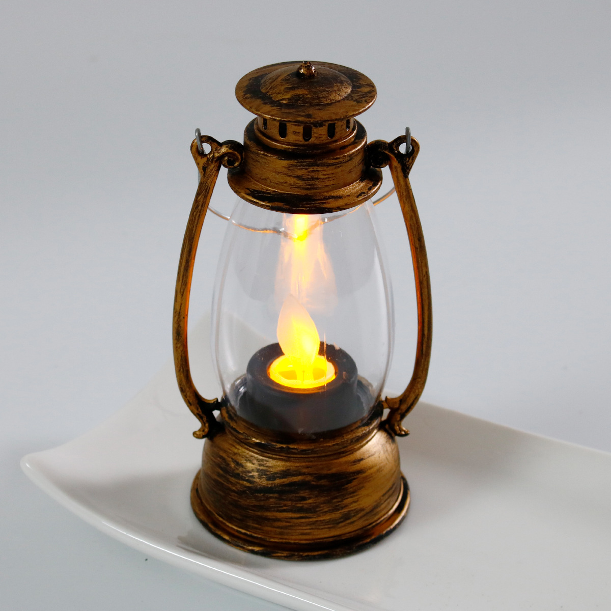 Mini LED Lantern in Vintage Style