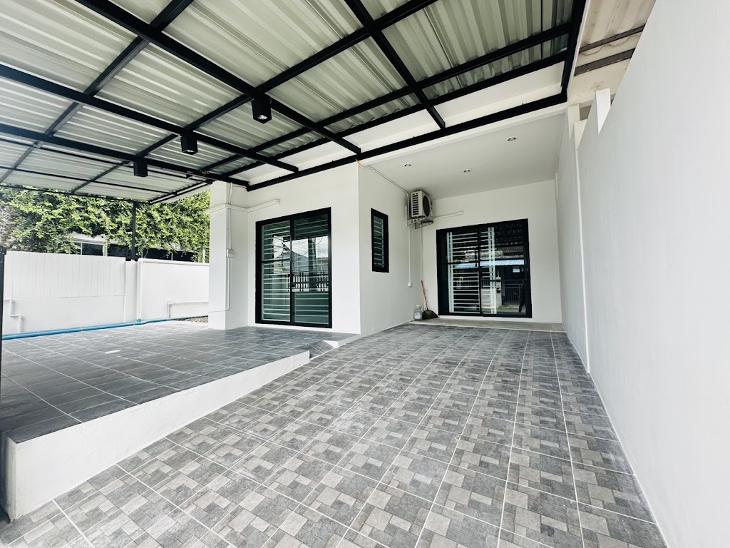 ตะวันเพลส ม่าหนิก · ถลาง 4