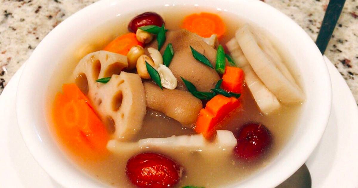 Canh Củ Sen Táo Đỏ