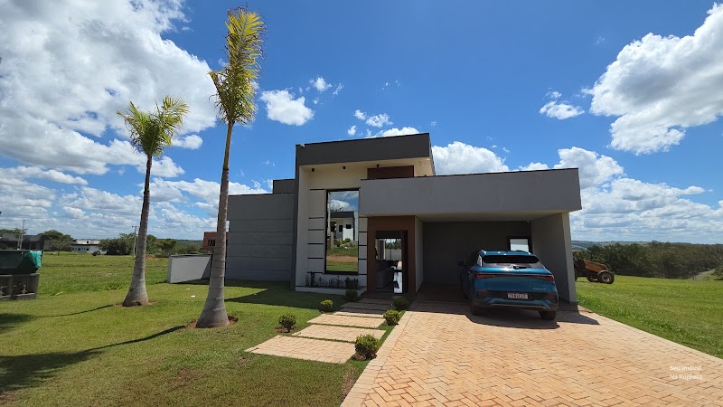 Foto 2 de Casa à venda em ótima localização próximo à portaria no Riviera de Santa Cristina XIII