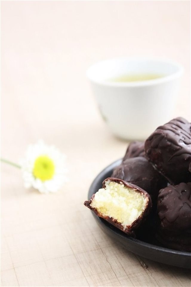 Kẹo Dừa Bọc Chocolate Ngon Tuyệt