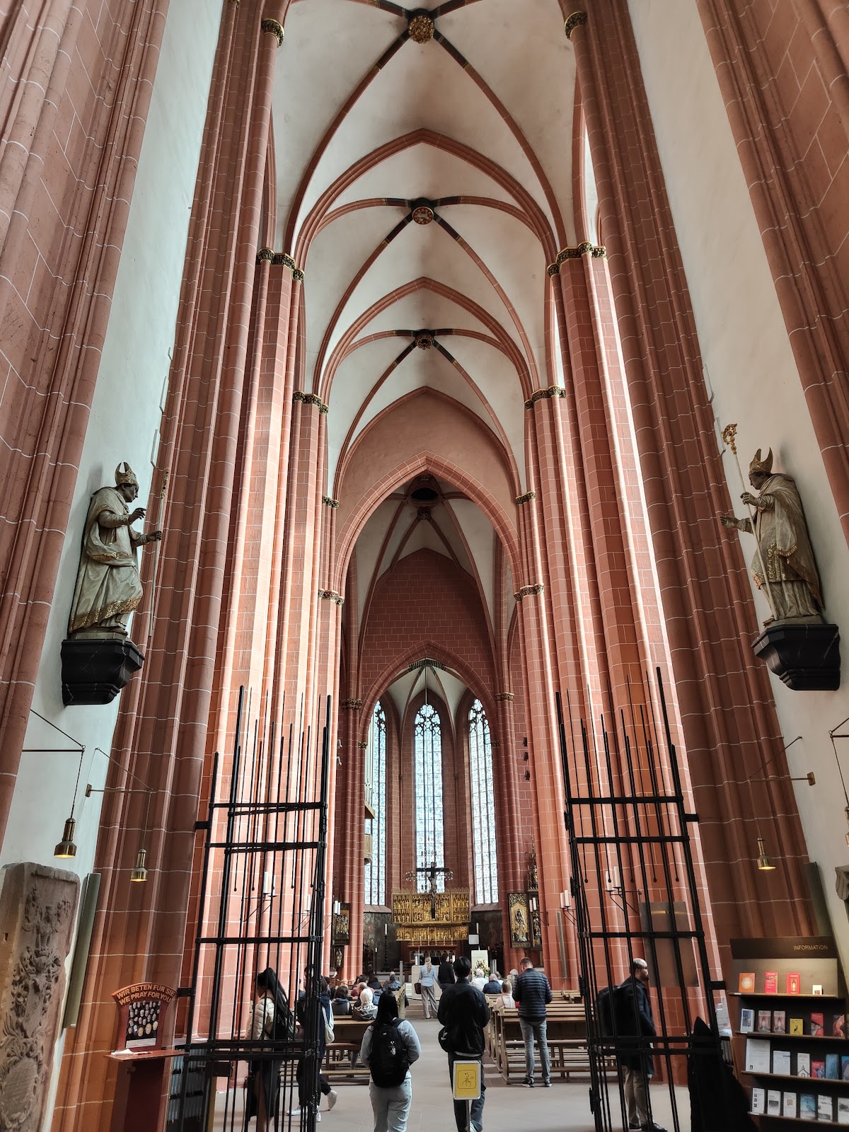 Interior de la catedral de Frankfurt