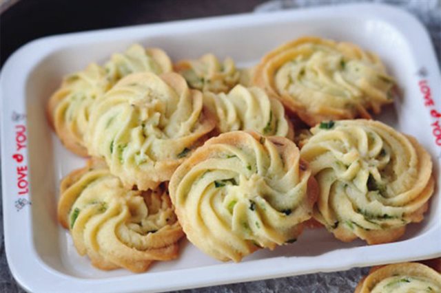 Bánh Qui Hành Lá Giòn Tan