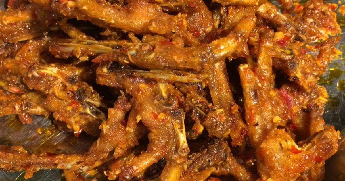 Chân gà sốc muối ớt