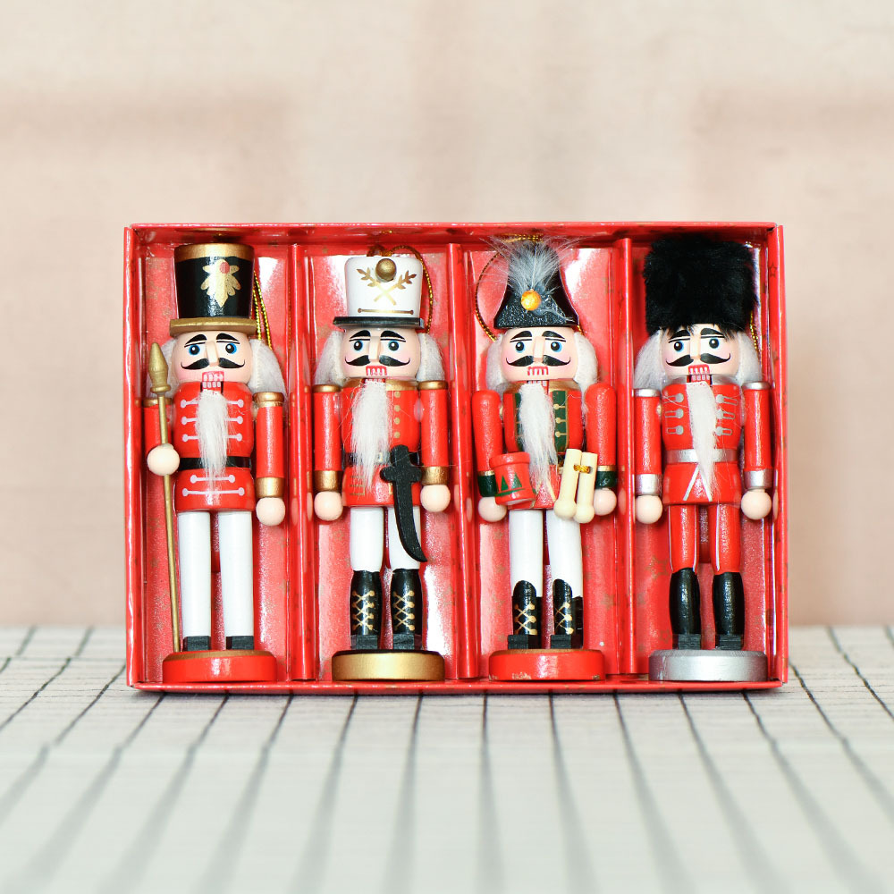 Nutcracker Soldier made of hardwood, 13 cm