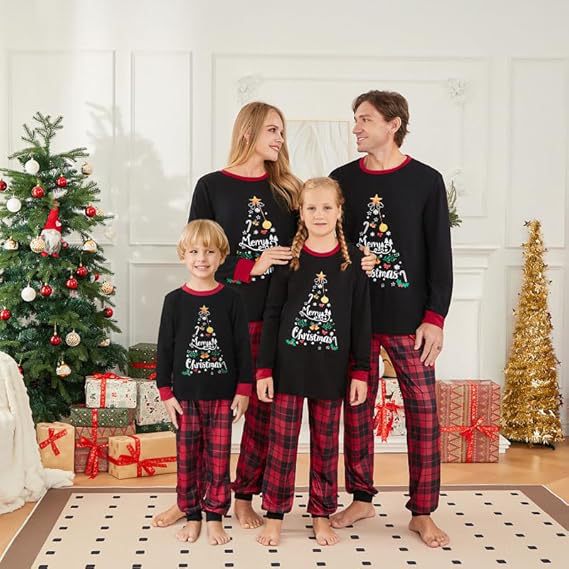 Christmas loungewear set for the whole family