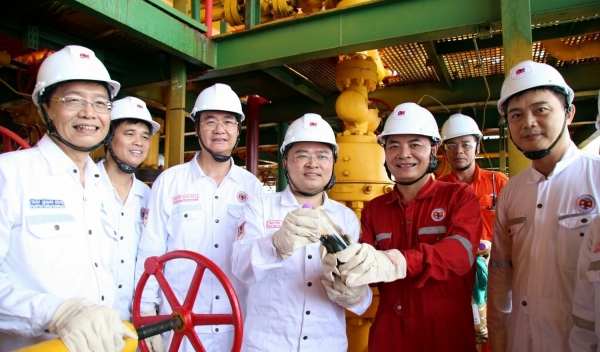Petrovietnam: Đột Phá Sáng Tạo của Người Lao Động Mang Lại Lợi Nhuận Gần 10.000 Tỷ Đồng Trong 6 Tháng Đầu Năm