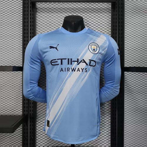 25-26 Manchester City Local.jpg