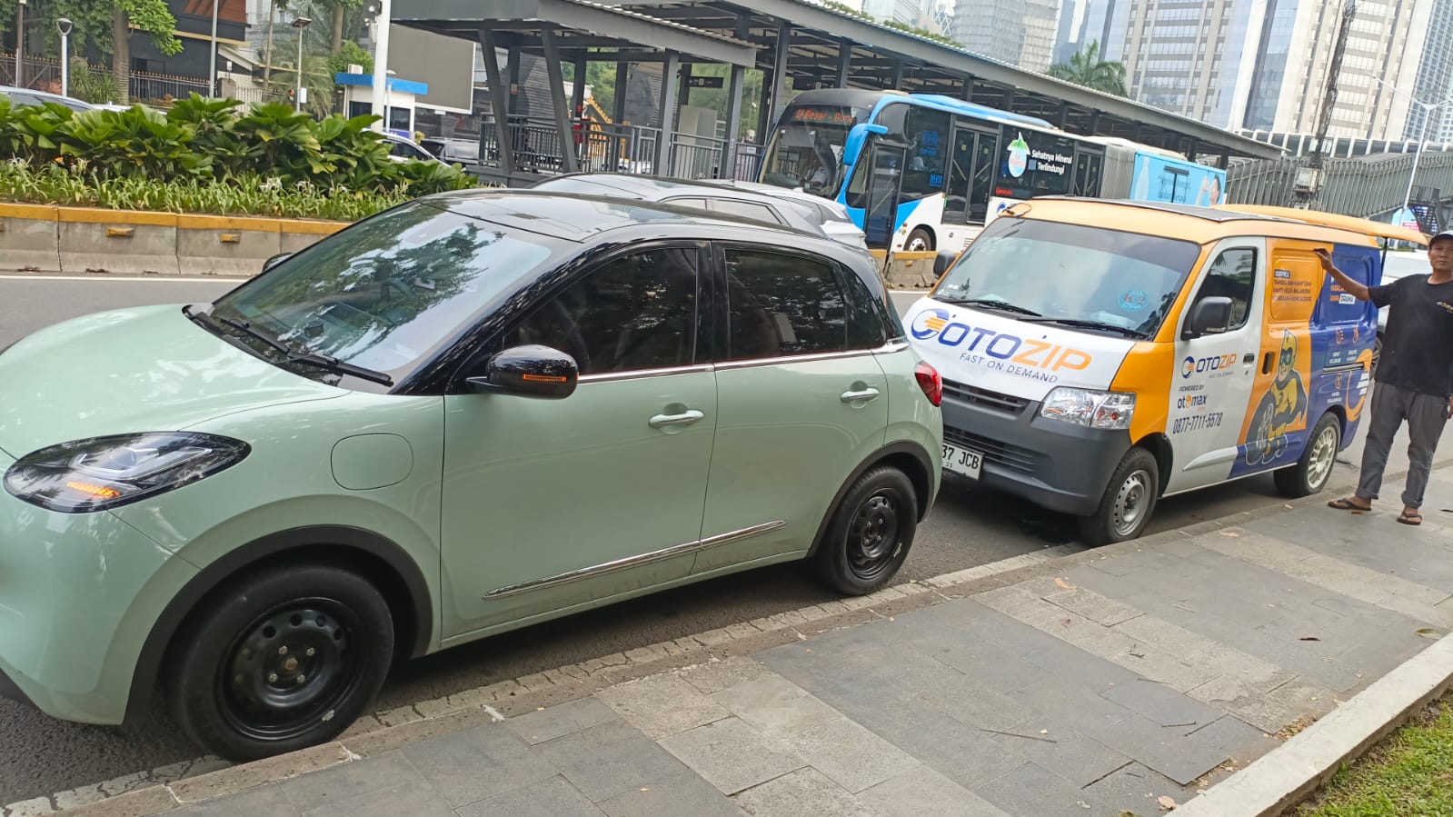 Dokumentasi Penanganan Ban Mobil Otomax Store - 7 Lokasi Tambal Ban Panggilan Terdekat Anda