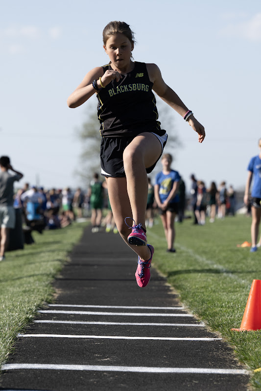 Photo from MS: Track & Field of Erin Dickhans