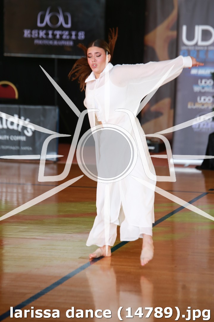 larissa dance (14789).jpg