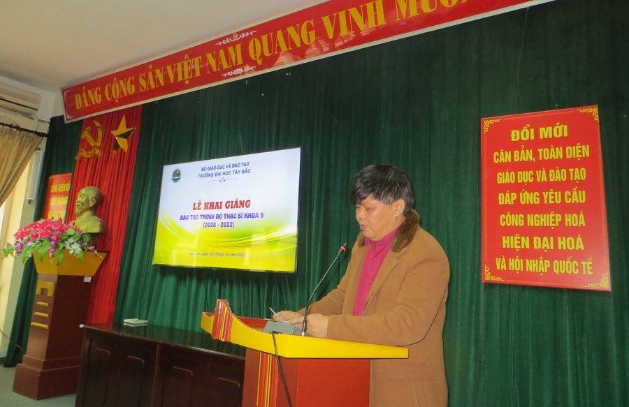 Lễ Khai giảng đào tạo trình độ Thạc sĩ khóa 9 (niên khóa 2020 - 2022) tại Trường Đại học Tây Bắc