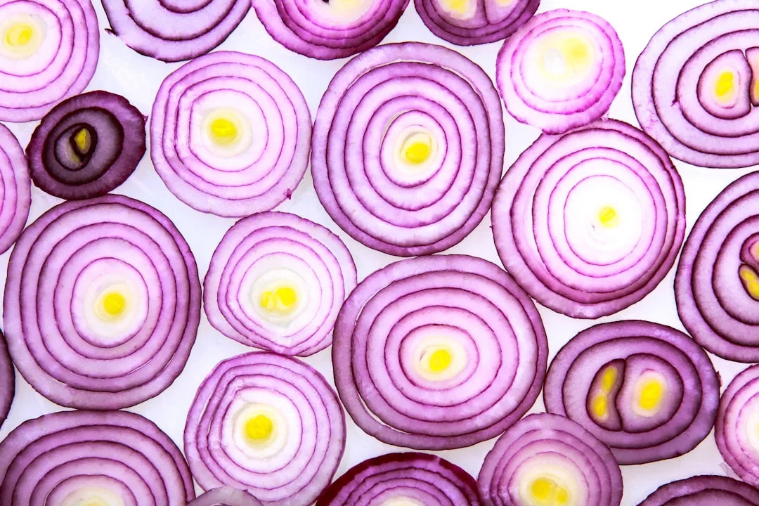How Do Onions Affect Weight Loss, Cholesterol, and PCOS?