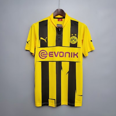 Retro 2012-13 Dortmund Local @lumorasports.jpeg