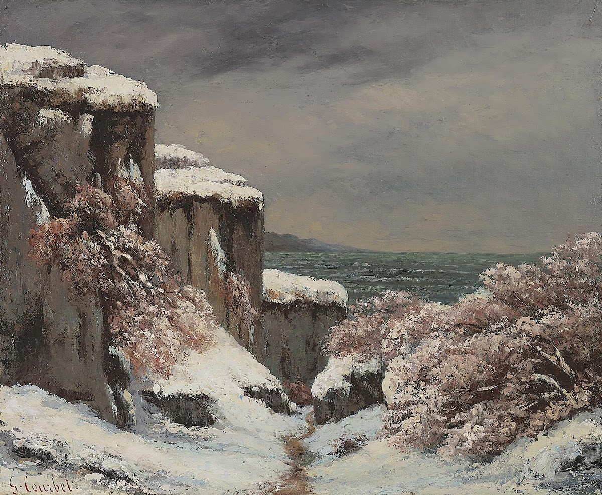 Falaises Au Bord De La Mer Sous La Neige