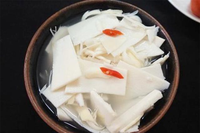 Măng Ngâm Ớt Chua Ngọt