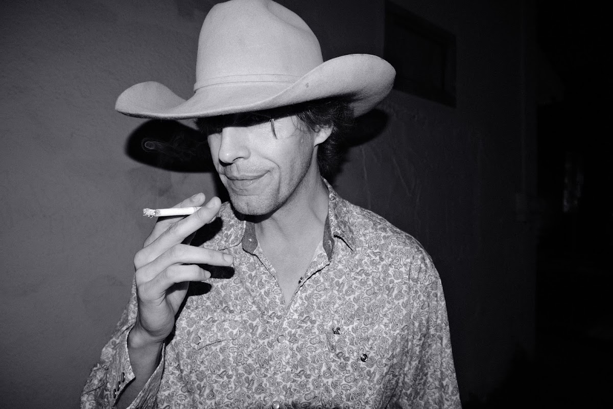 @tlau.photos_thelostandunfounds_2026-03-14_austin_last_night_noir_049