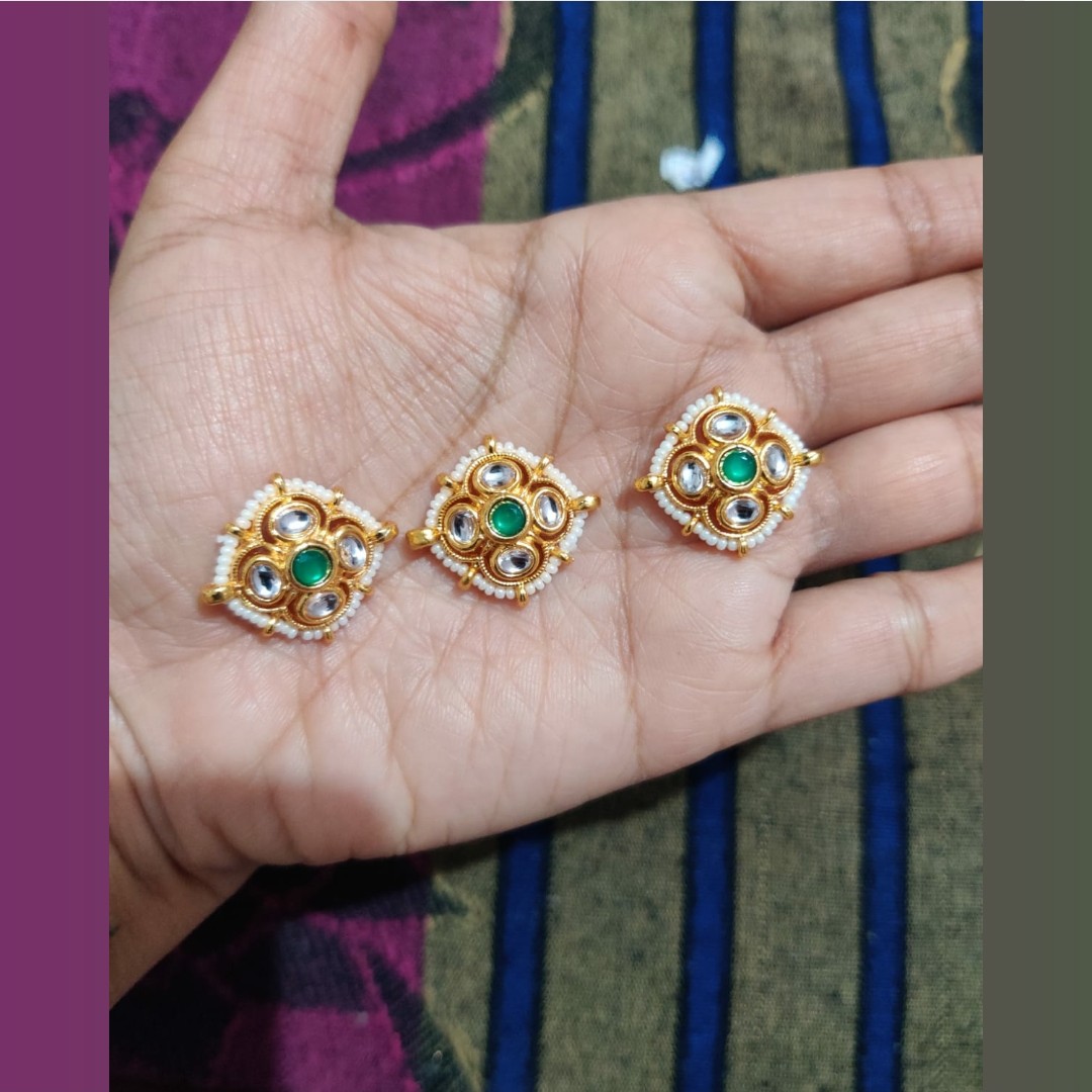 B12-Squre White Green Moti Pendant (Pack Of 3)